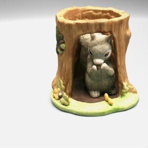 Woodland Surprised Squirrel Franklin Mint Vintage 1980’s